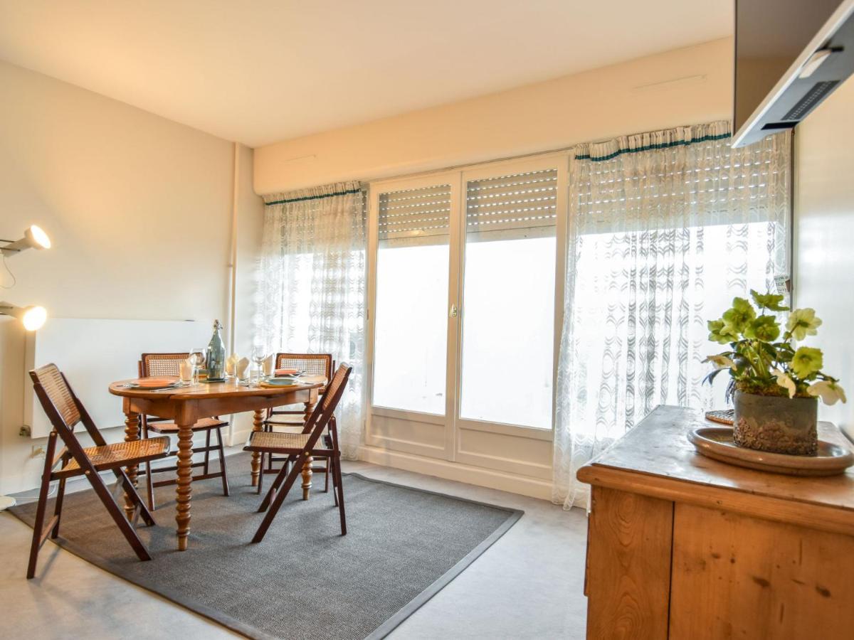 Apartment Le Parc De La Jacotte-6 By Interhome Trouville-sur-mer Exteriör bild
