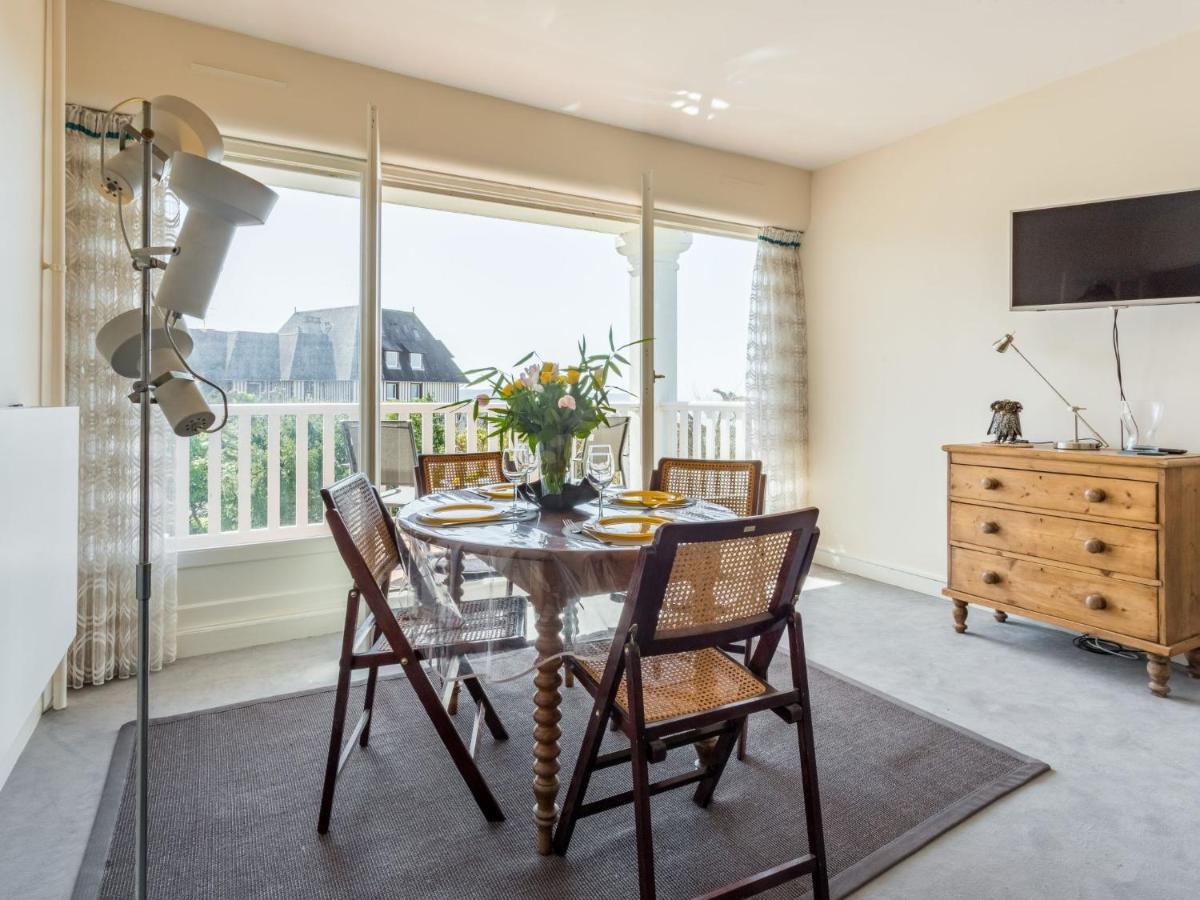Apartment Le Parc De La Jacotte-6 By Interhome Trouville-sur-mer Exteriör bild